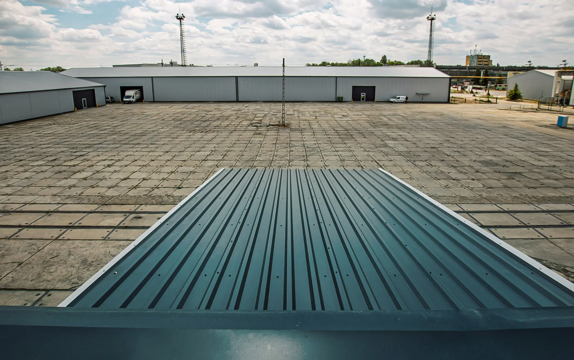 raking-kft-ipari-ingatlanok-csarnokok-raktarak-irodak-kecskemet